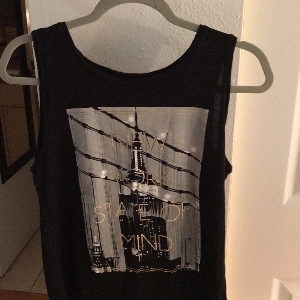 Tank top - Picture 2 of 6